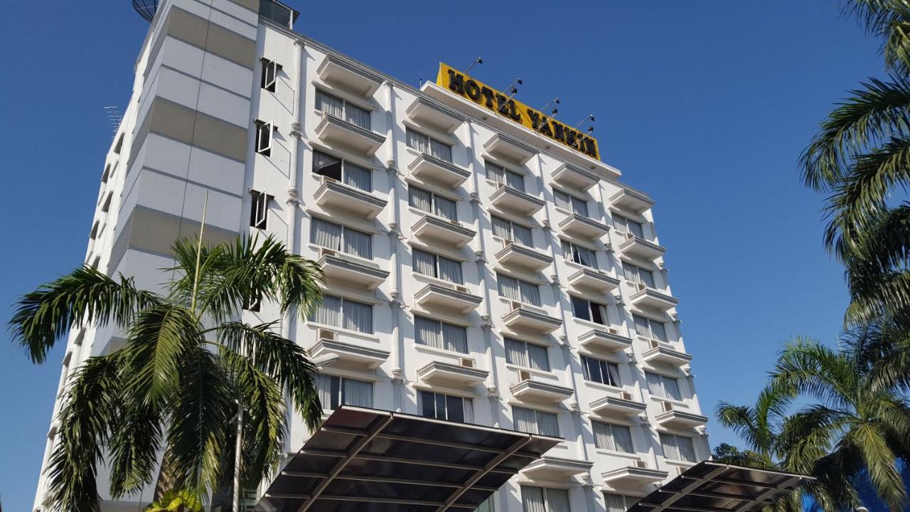 Hotel Yankin Yangon Exterior photo