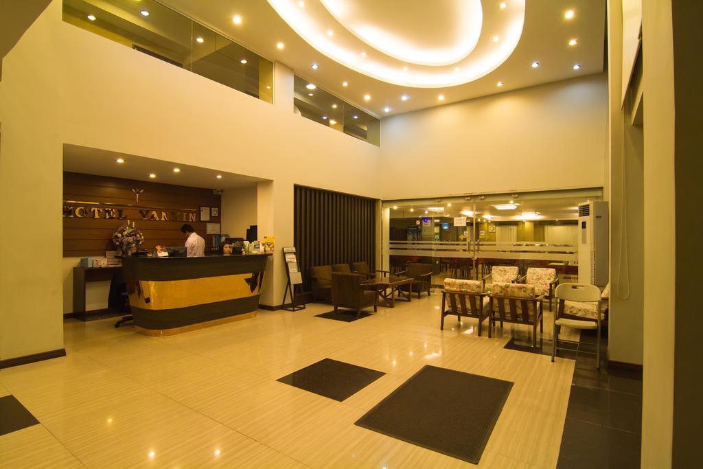 Hotel Yankin Yangon Exterior photo