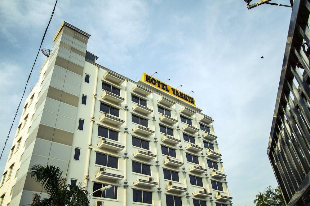 Hotel Yankin Yangon Exterior photo