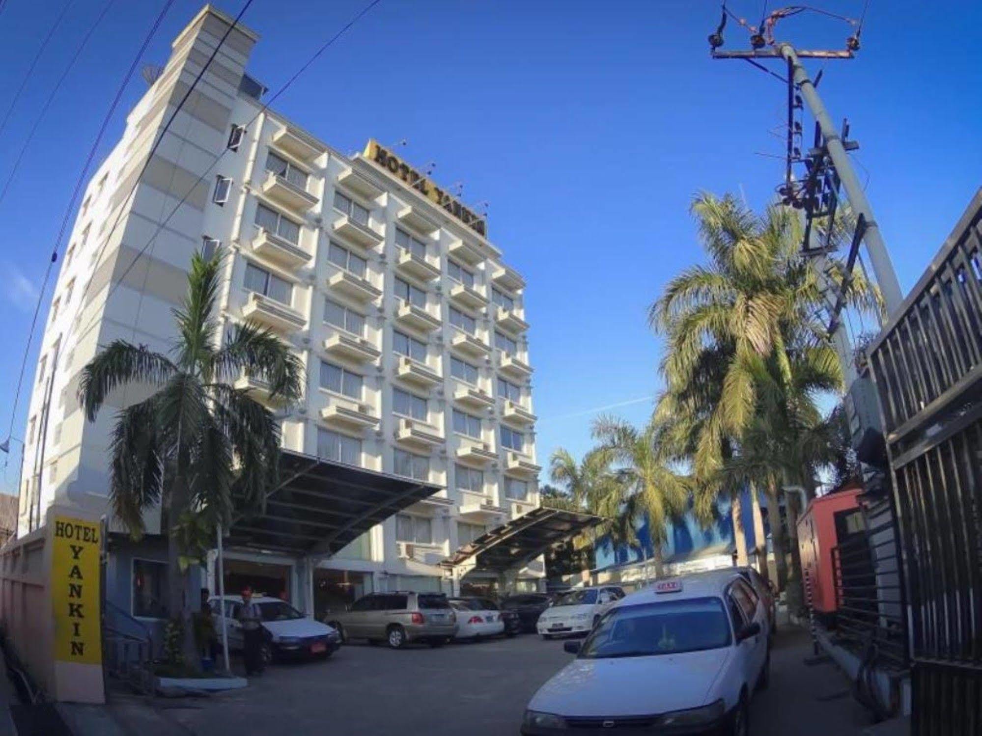 Hotel Yankin Yangon Exterior photo